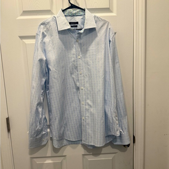 Bugatchi Men’s Button Down Dress Shirt Shaped Fit Size XL. - Picture 1 of 7